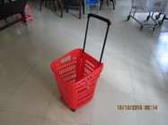 Rode Plastic Rolling Mandkar voor Supermarkt/Plantaardige het Winkelen Mand